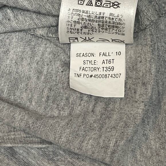 The North Face Long Sleeve T-Shirt, Gray, Sz. M - Picture 8 of 12